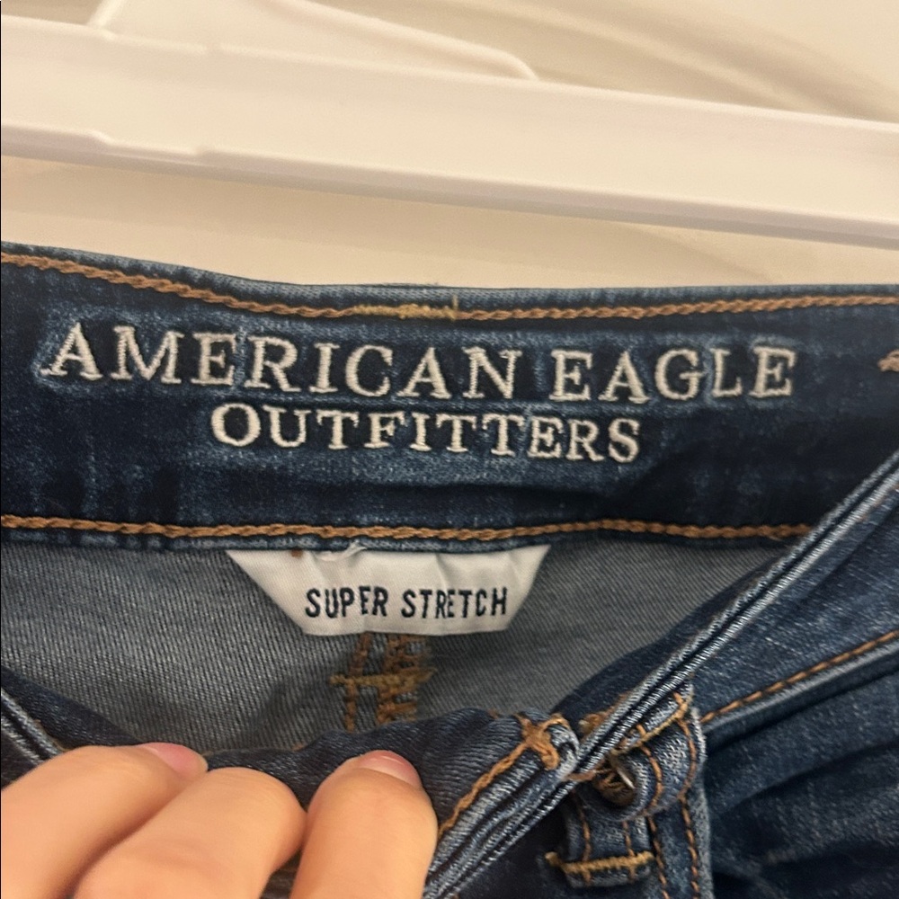 American Eagle Outfitters Butt Lifting Jeans Size 2 Short Skinny Jeans - Picture 7 of 7